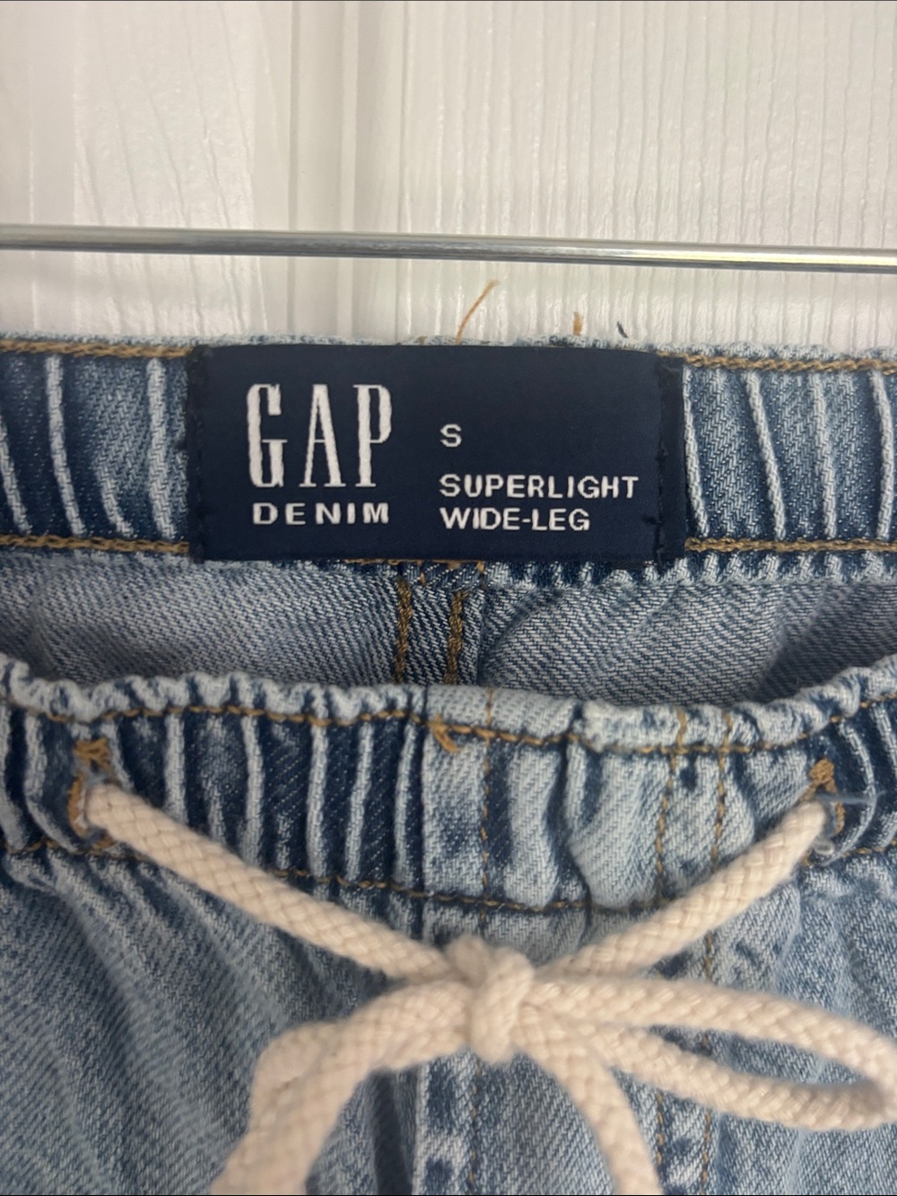 GAP Light Wash Wide-Leg Denim with Drawstring - Picture 5 of 8